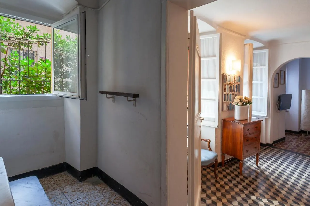 Apartment Santa Margherita: Bord De Mer! Santa Margherita Ligure Italy